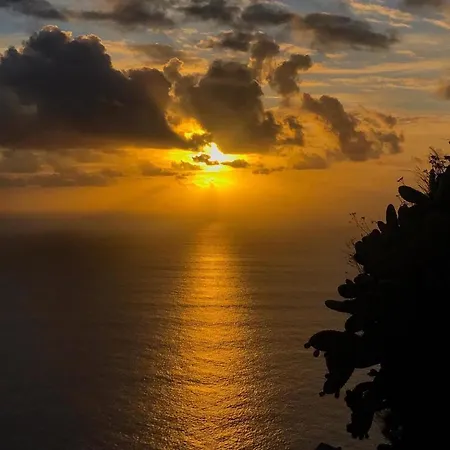 Sol & Mar Rancho * Câmara de Lobos